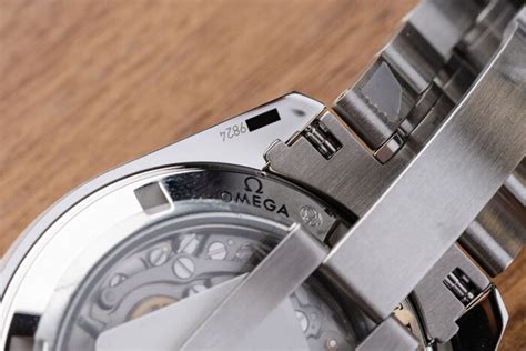 check Omega Watch for serial numbers